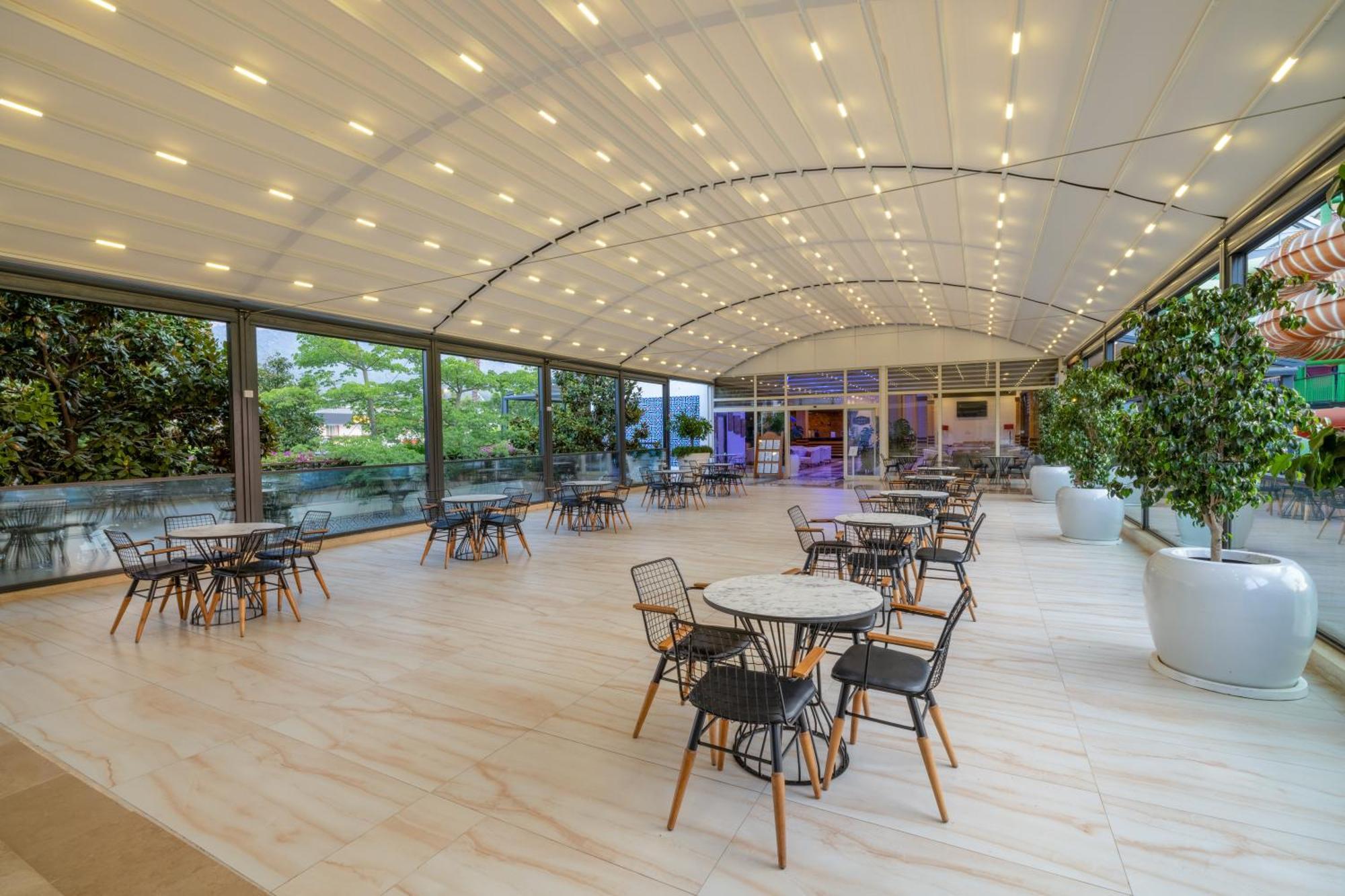 Crystal Aura Beach Resort & Spa Kemer Exterior photo