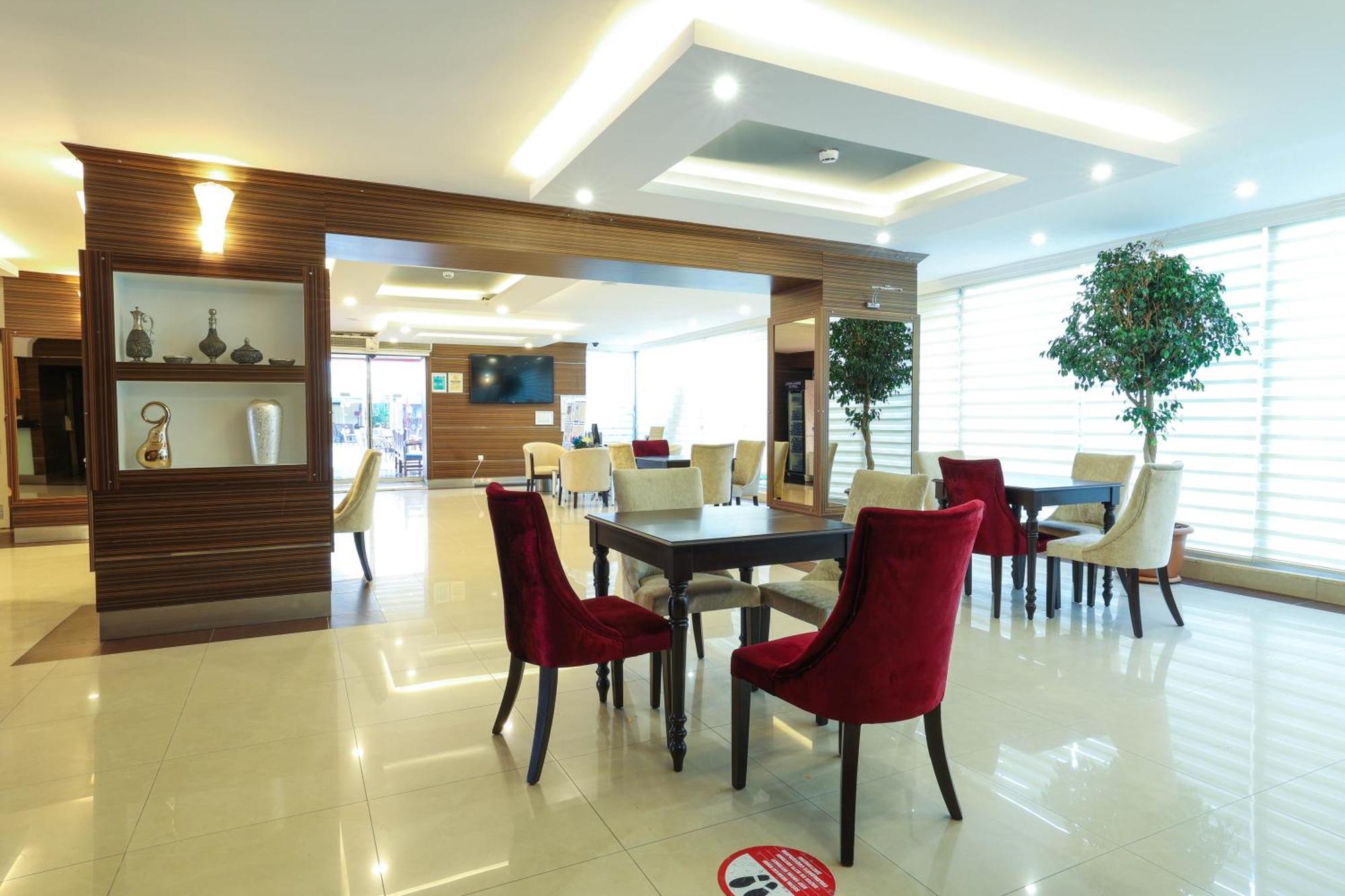 Crystal Aura Beach Resort & Spa Kemer Exterior photo